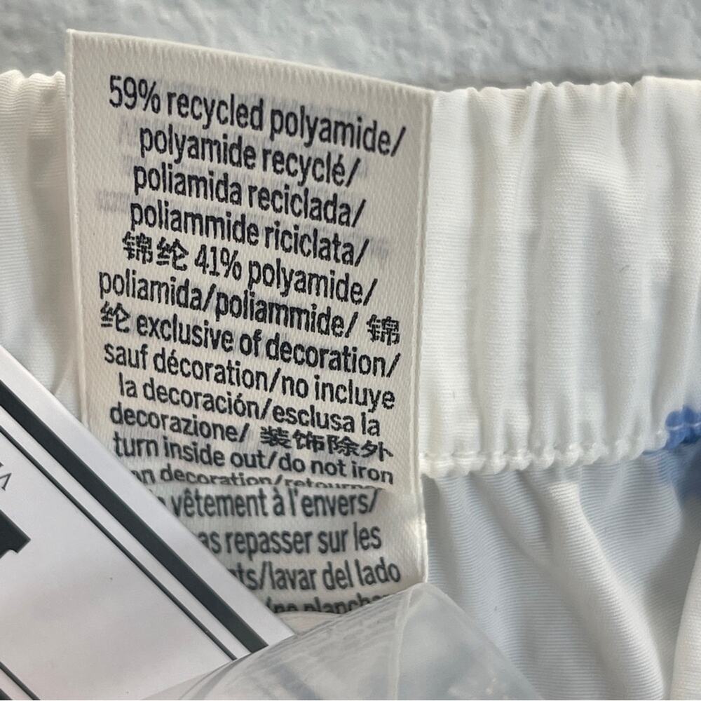 Victoria’s Secret Pink Optic White Floral Cargo Pants - Picture 6 of 13